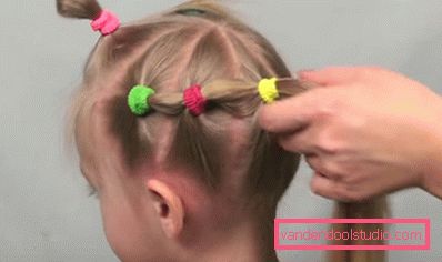 Hairstyle Basket tytöille ja naisille - valokuva askel askeleelta